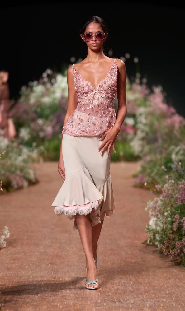 Embellished pink camisole over a cream fluted skirt, Elie Saab S/S 27, Paris.